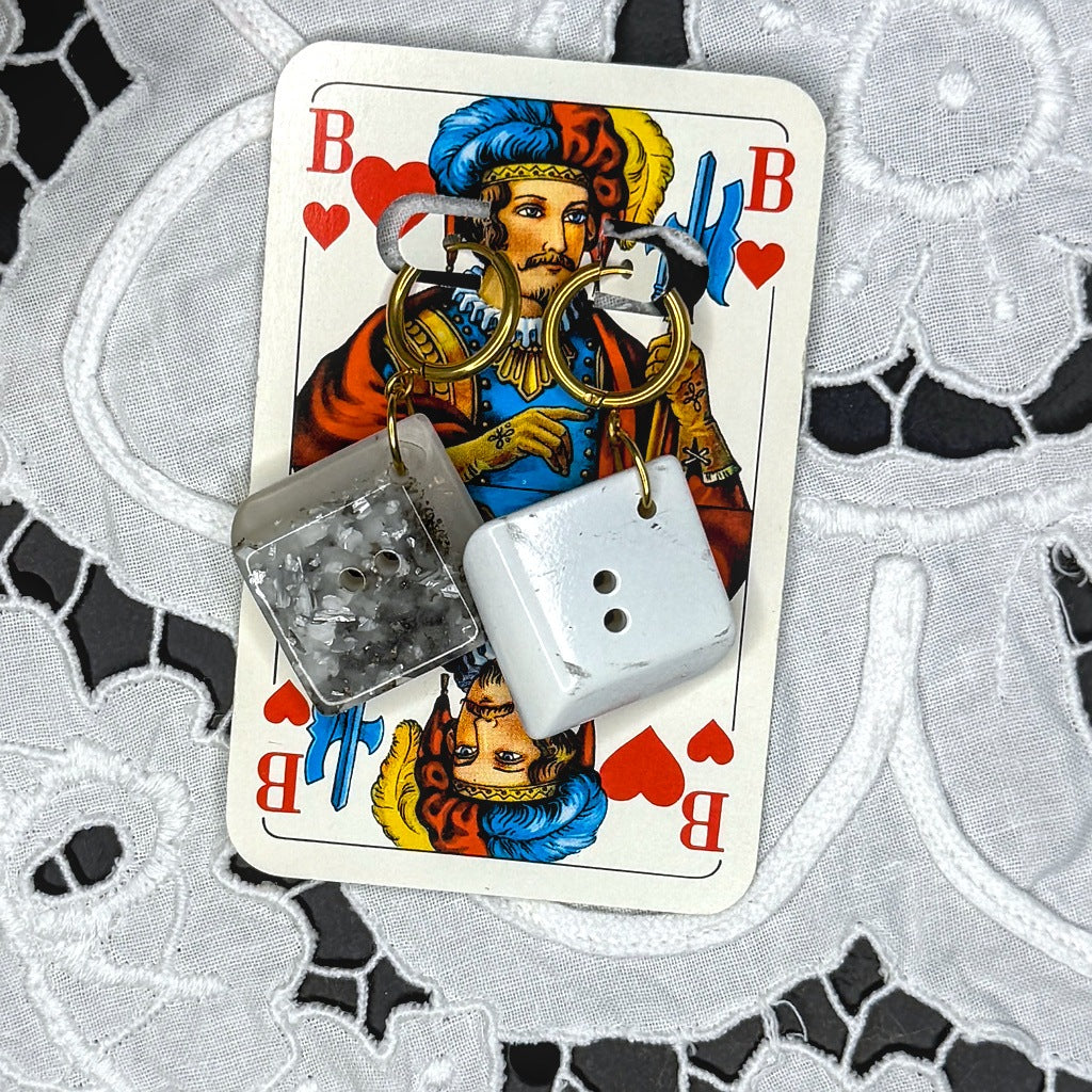 Vintage Knopfohrringe: Gletscherkiesel