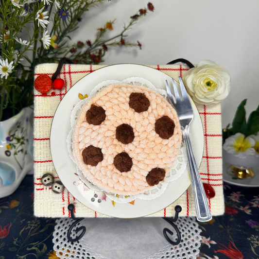 Gehäkelte Wanddeko: Diätkeks Chocolate-Chunk-Keks - Fake Food Art