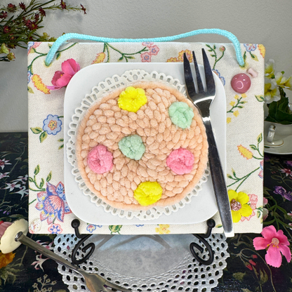 Gehäkelte Wanddeko: Diätkeks Marshmallow blumig  - Fake Food Art