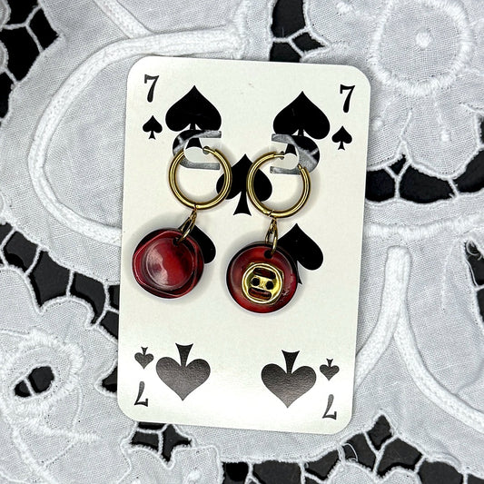 Vintage Knopfohrringe: Kirschtropfen