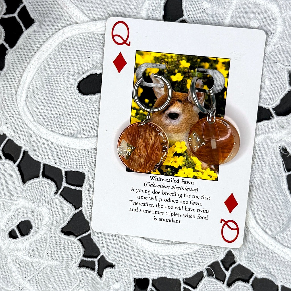 Vintage Knopfohrringe: Feldlicht