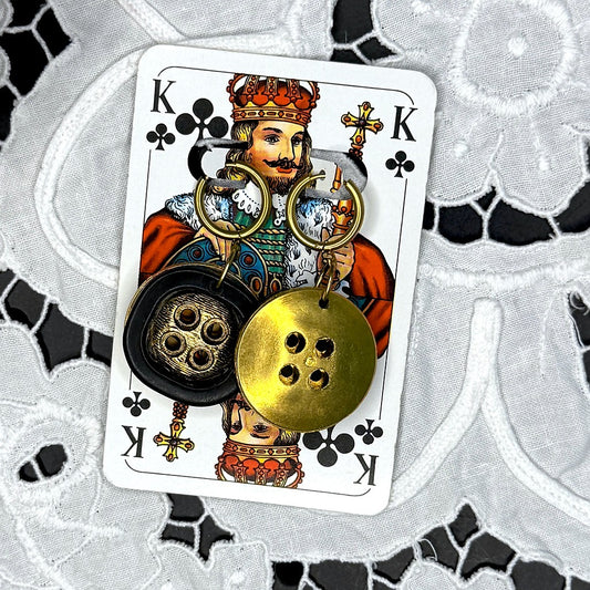 Vintage Knopfohrringe: Goldmantel