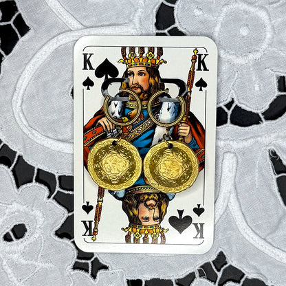 Vintage Knopfohrringe: Blumenkrone