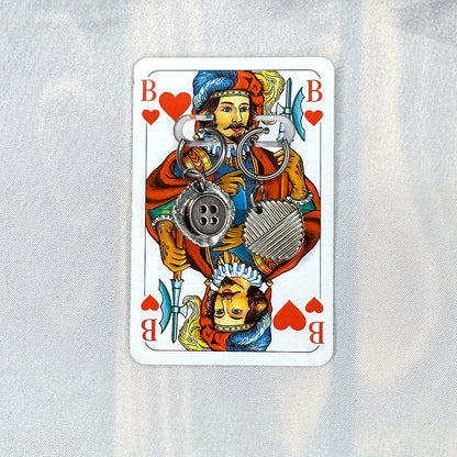 Vintage Knopfohrringe: Linienstörung