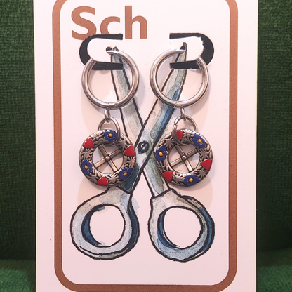 Vintage Knopfohrringe: Das herzige Schneiderlein