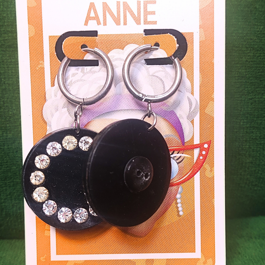 Vintage Knopfohrringe: Anne macht Party!