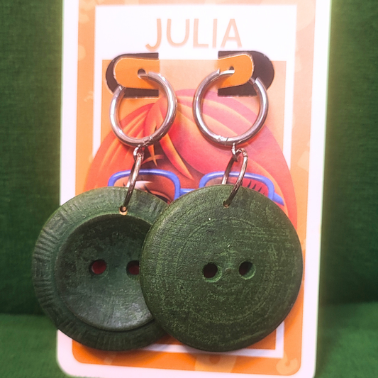 Vintage Knopfohrringe: Julia Holzner